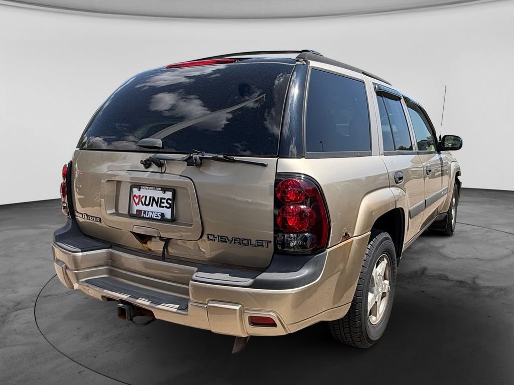 Used 2004 Chevrolet TrailBlazer LS w/ LS Preferred Equipment Group AWD/4WD image 10