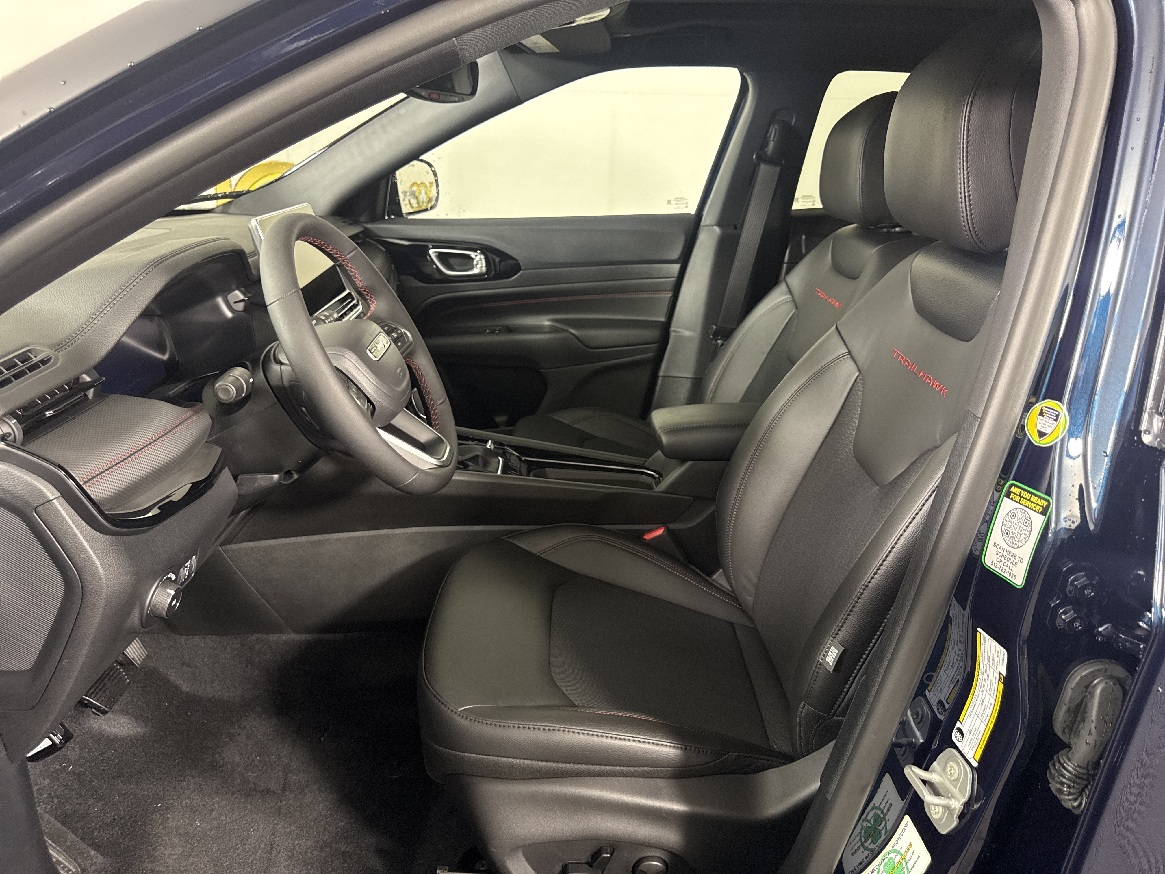New 2026 Jeep Compass Trailhawk w/ Sun, Sound & Navigation Group AWD/4WD image 12