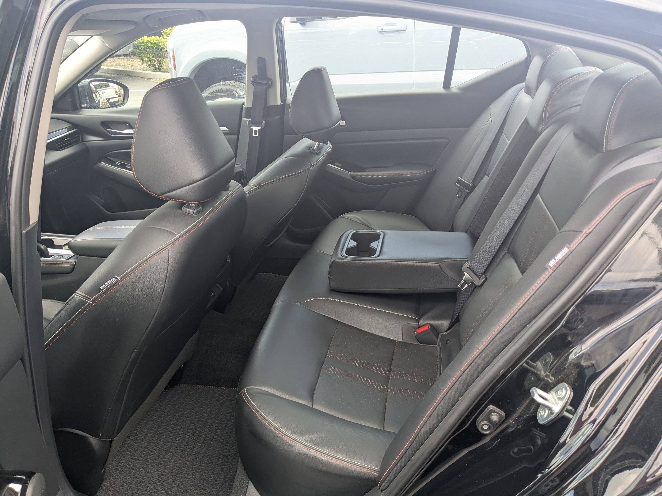 Used 2024 Nissan Altima 2.5 SR AWD/4WD image 32