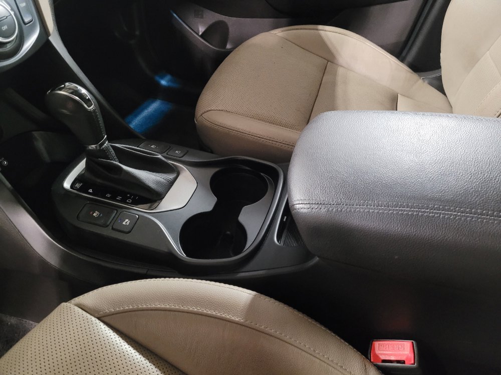 Used 2018 Hyundai Santa Fe Limited AWD/4WD image 26