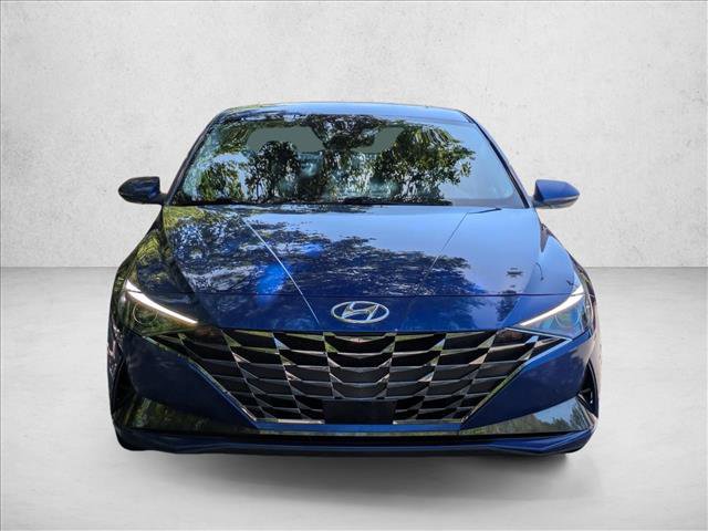 Certified 2021 Hyundai Elantra SEL w/ Convenience + Premium Package FWD image 2
