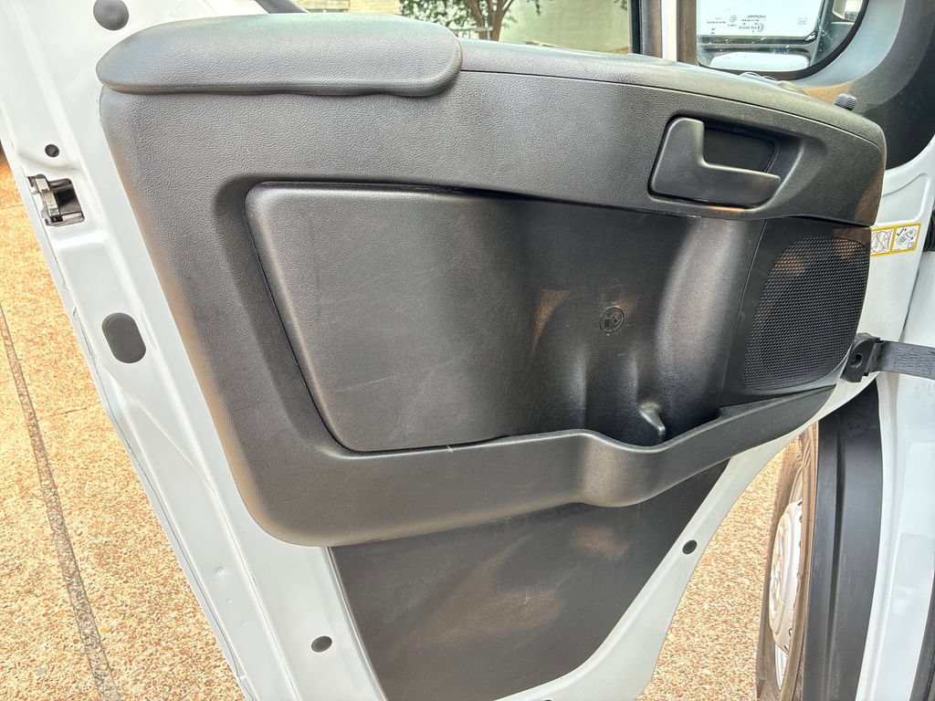 Used 2025 RAM ProMaster 2500 w/ Convenience Group FWD image 22