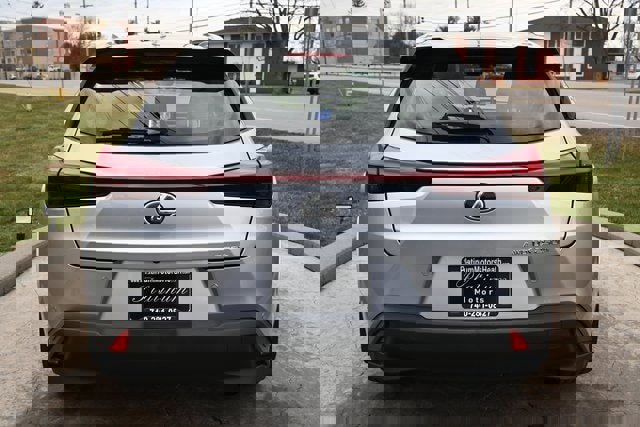 Used 2023 Lexus UX 250h Premium image 6