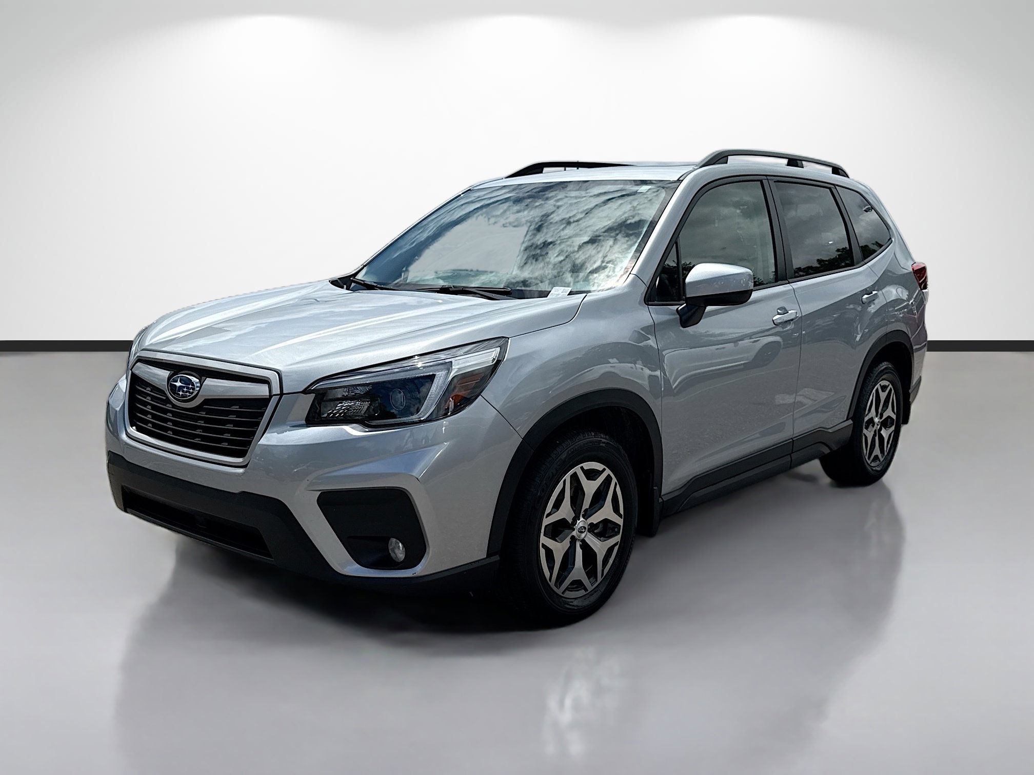 Used 2021 Subaru Forester Premium image 7