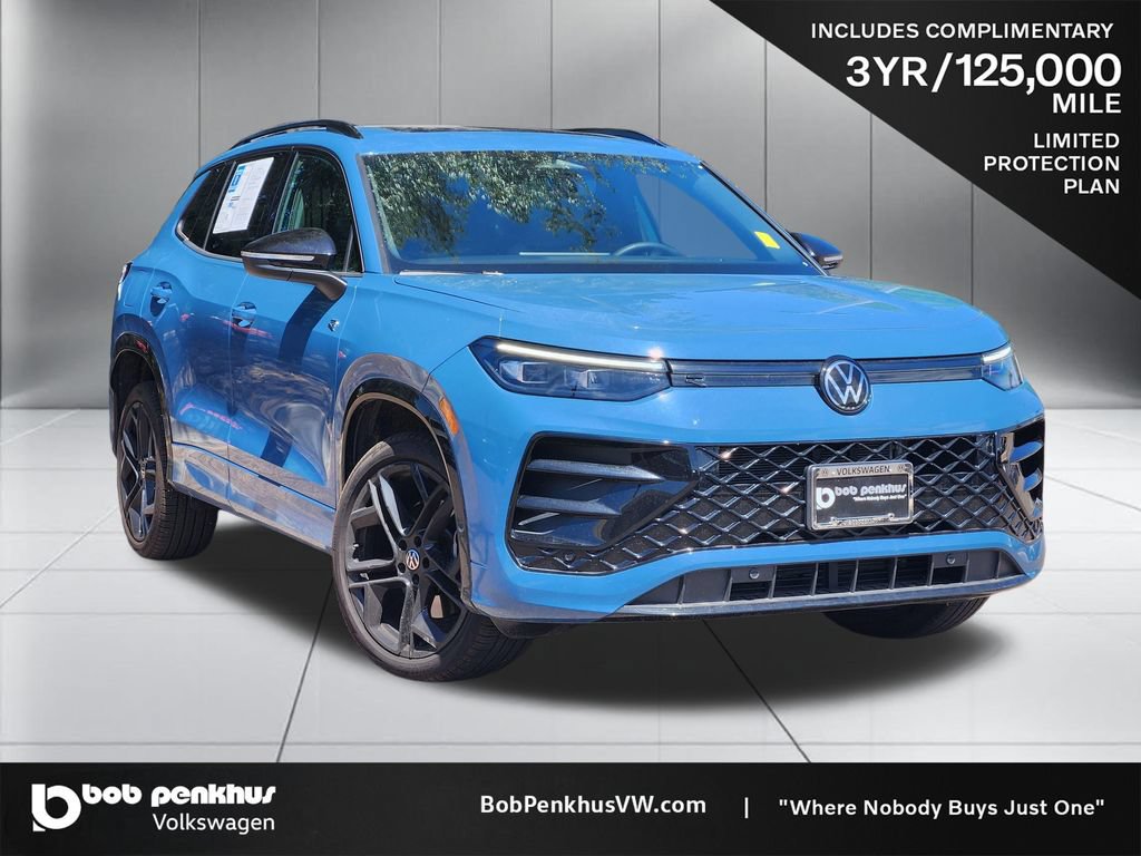 Used 2025 Volkswagen Tiguan SE R-Line