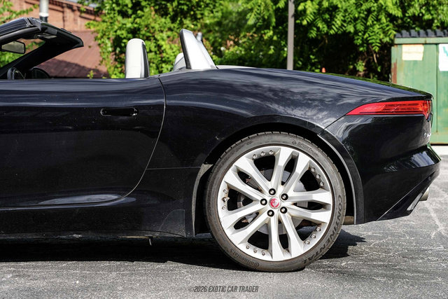 Used 2015 Jaguar F-TYPE S RWD image 5