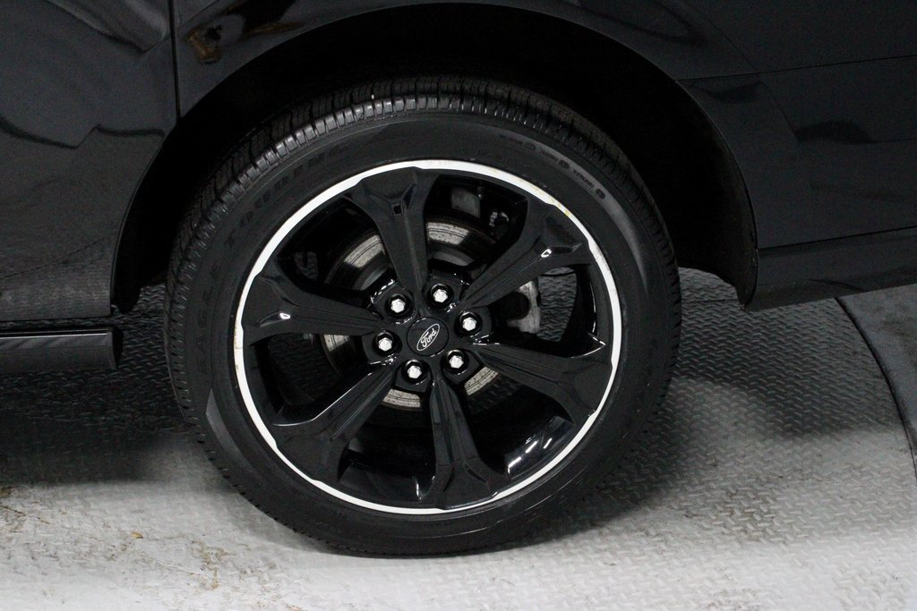 Certified 2022 Ford Expedition Max Limited image 16