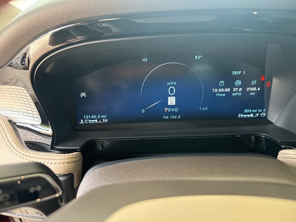 Used 2023 Lincoln Corsair FWD w/ Equipment Group 101A image 11