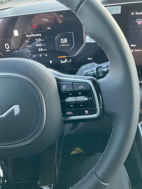 New 2026 Kia Carnival SX FWD image 32