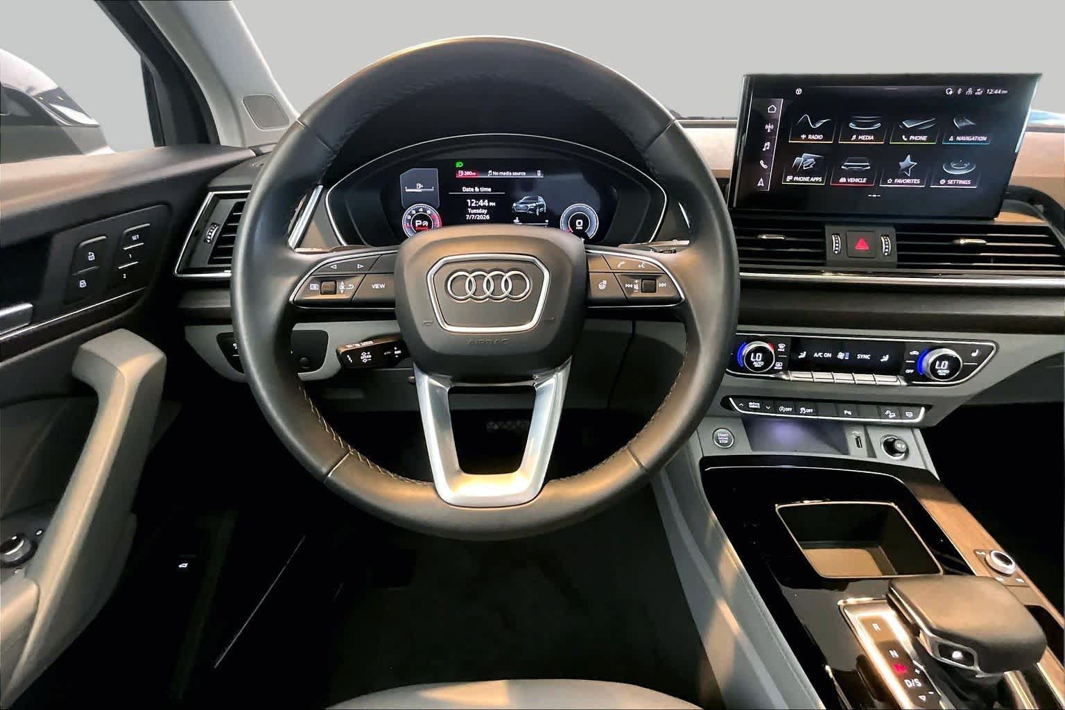 Certified 2023 Audi Q5 2.0T Premium Plus w/ Premium Plus Package AWD/4WD image 6