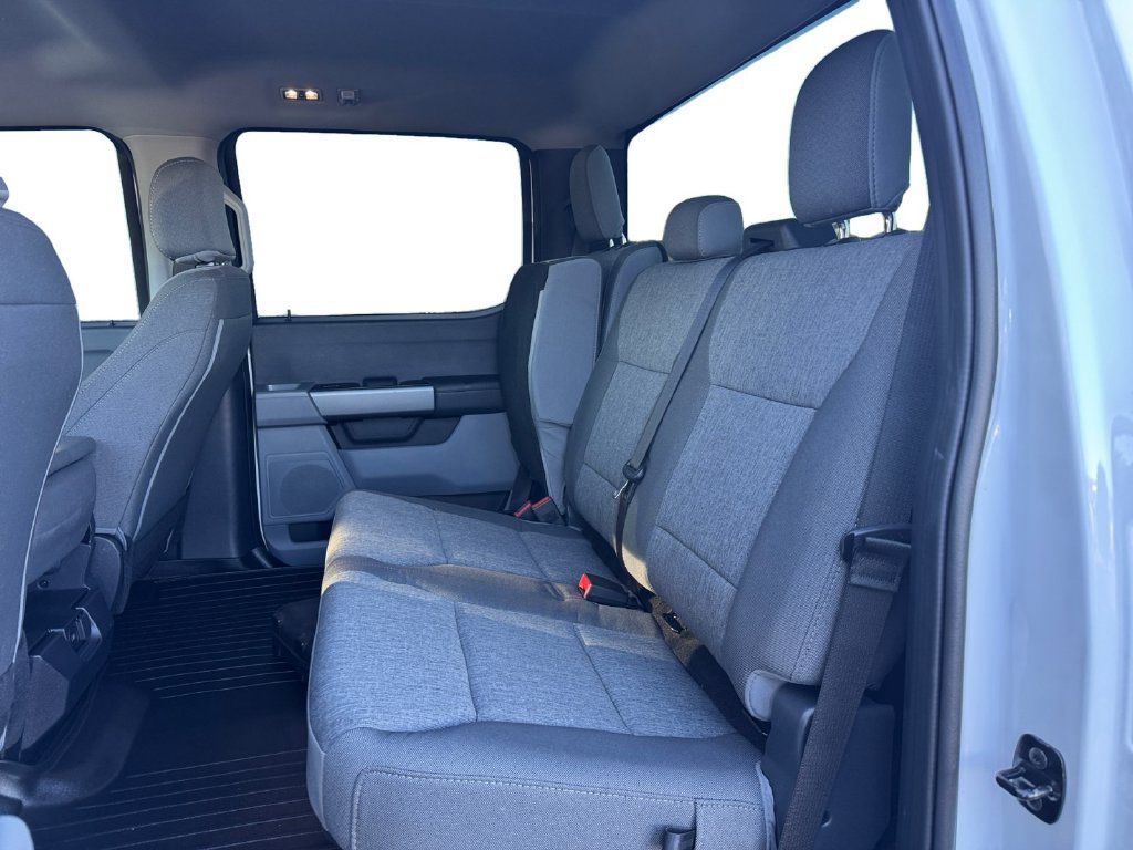 Certified 2025 Ford F250 XL w/ STX Appearance Package AWD/4WD image 18