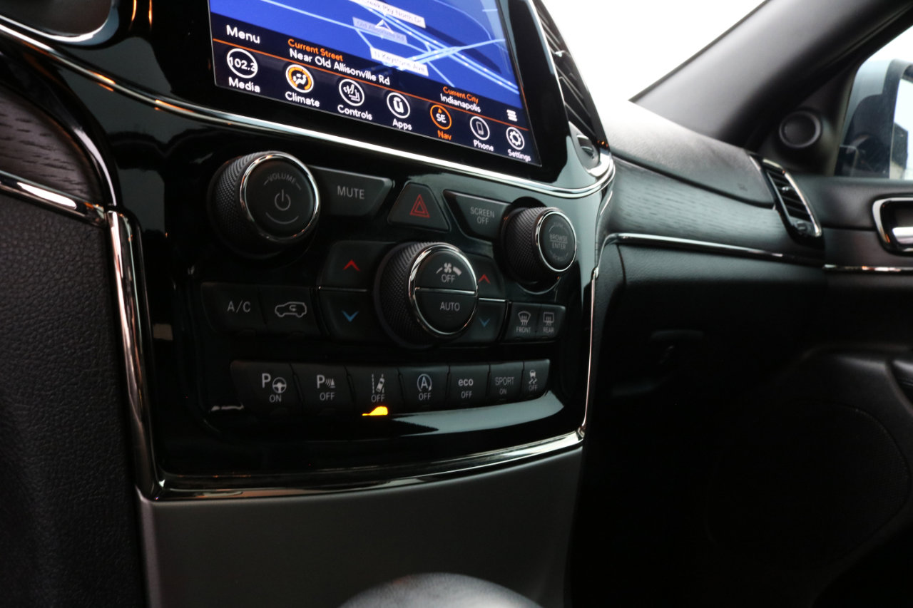 Used 2020 Jeep Grand Cherokee High Altitude image 30