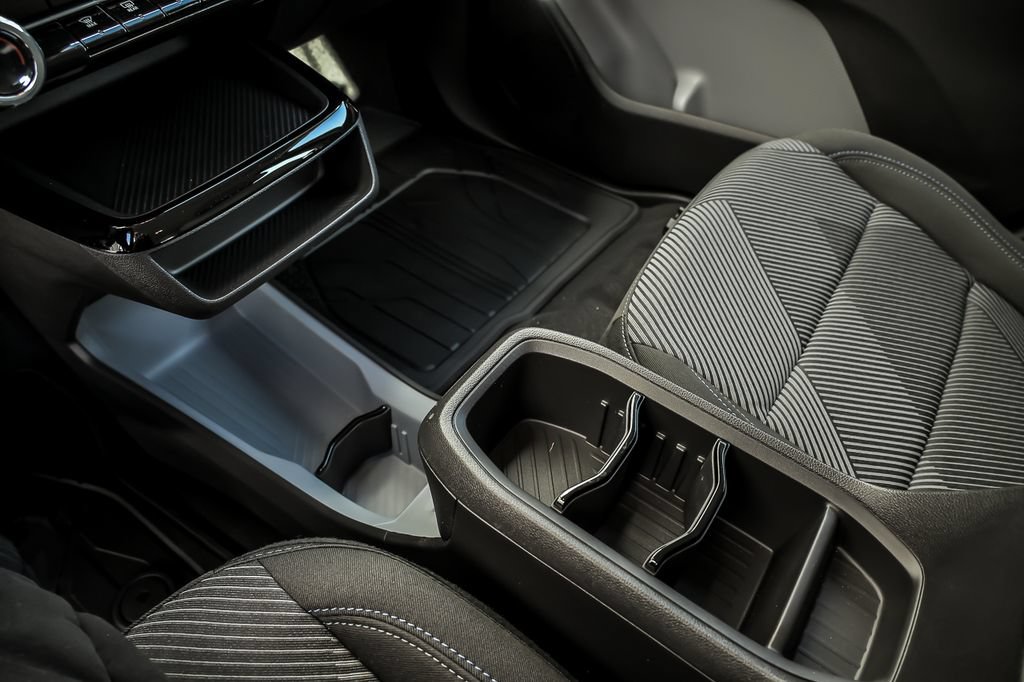 New 2027 Chevrolet Bolt LT FWD image 19