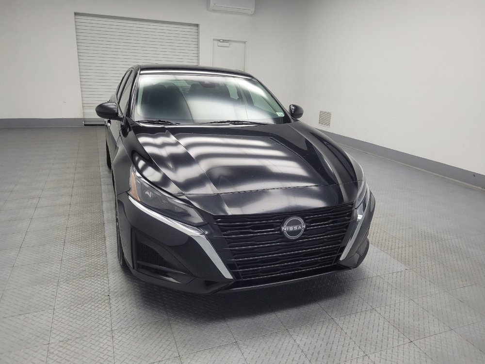 Used 2023 Nissan Altima 2.5 SV image 14