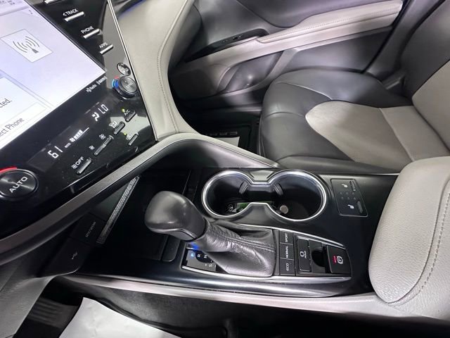 Used 2020 Toyota Camry XLE image 27