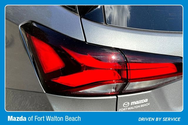 Used 2023 Chevrolet Equinox RS w/ LPO, Floor Liner Package image 20