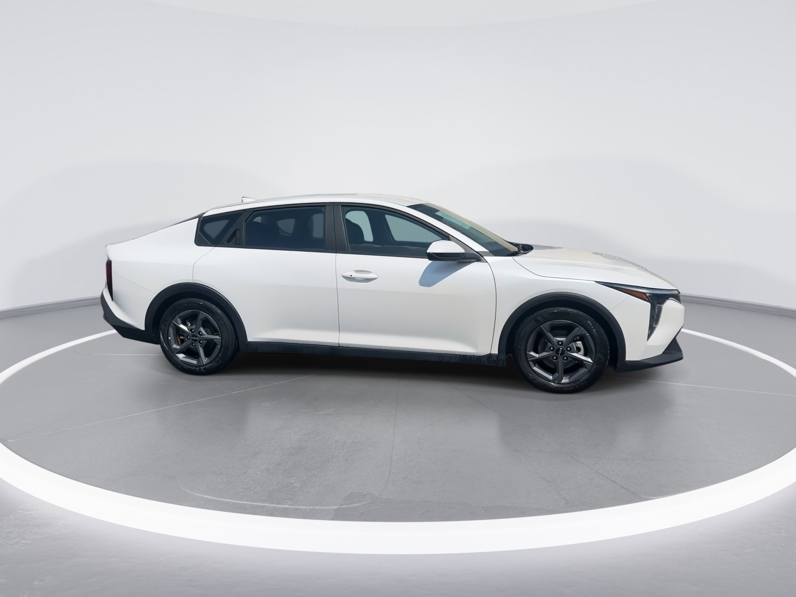 Used 2025 Kia K4 FWD image 10
