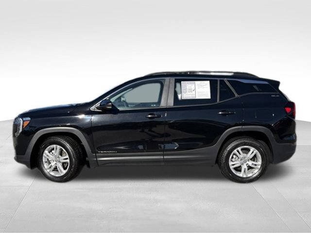 Certified 2023 GMC Terrain SLE w/ Driver Convenience Package AWD/4WD image 2