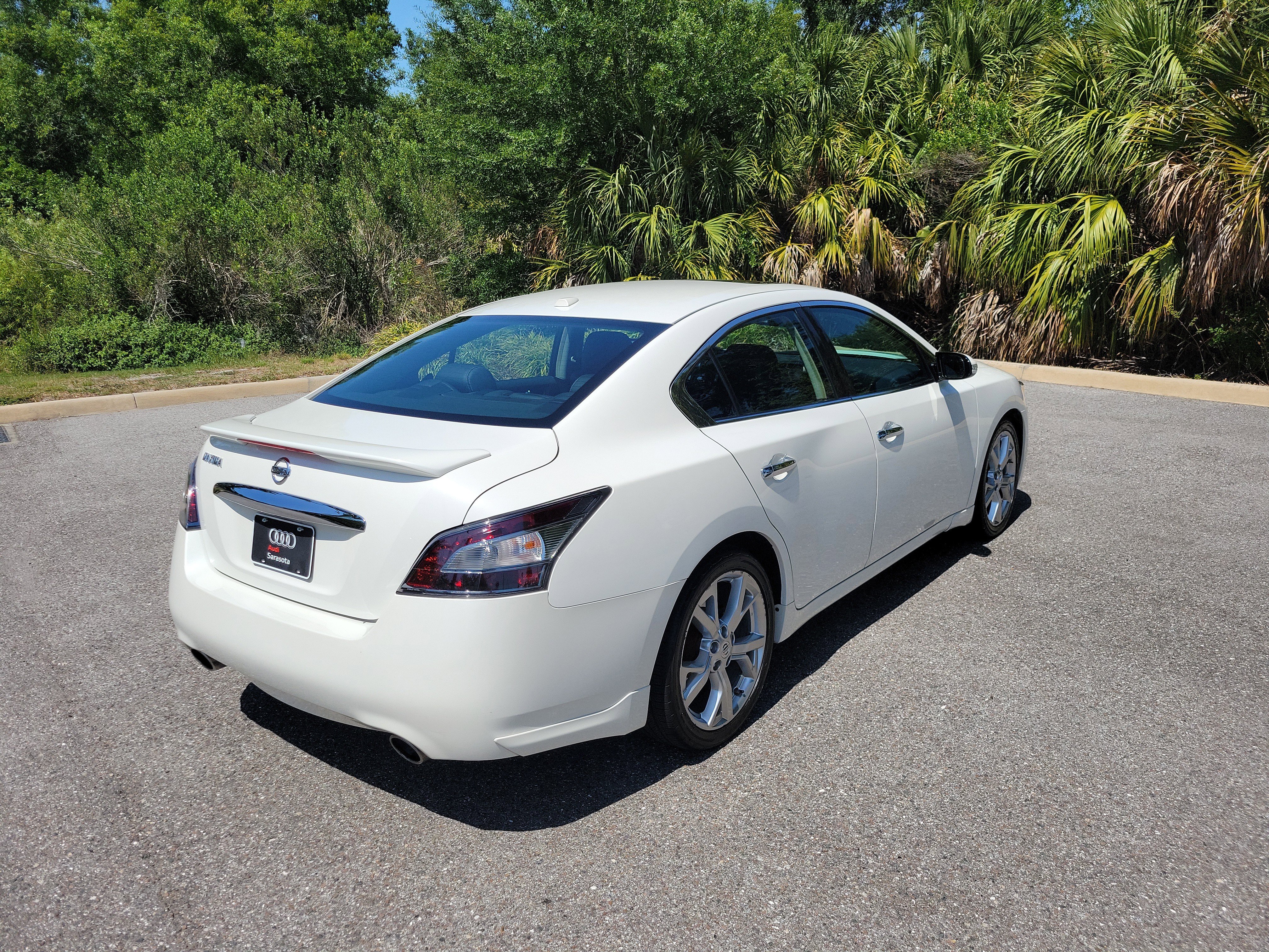 Used 2012 Nissan Maxima 3.5 SV w/ Sport Pkg FWD image 4