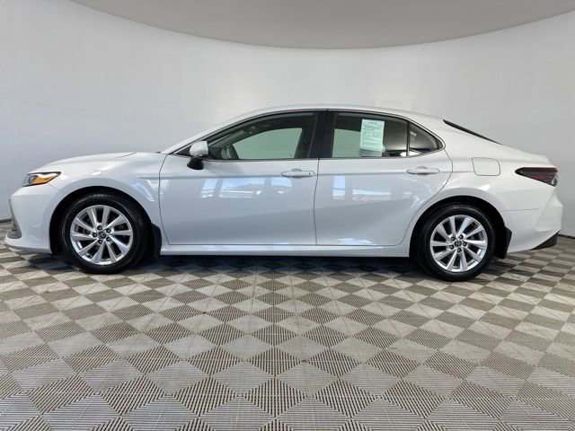Certified 2023 Toyota Camry LE FWD image 4