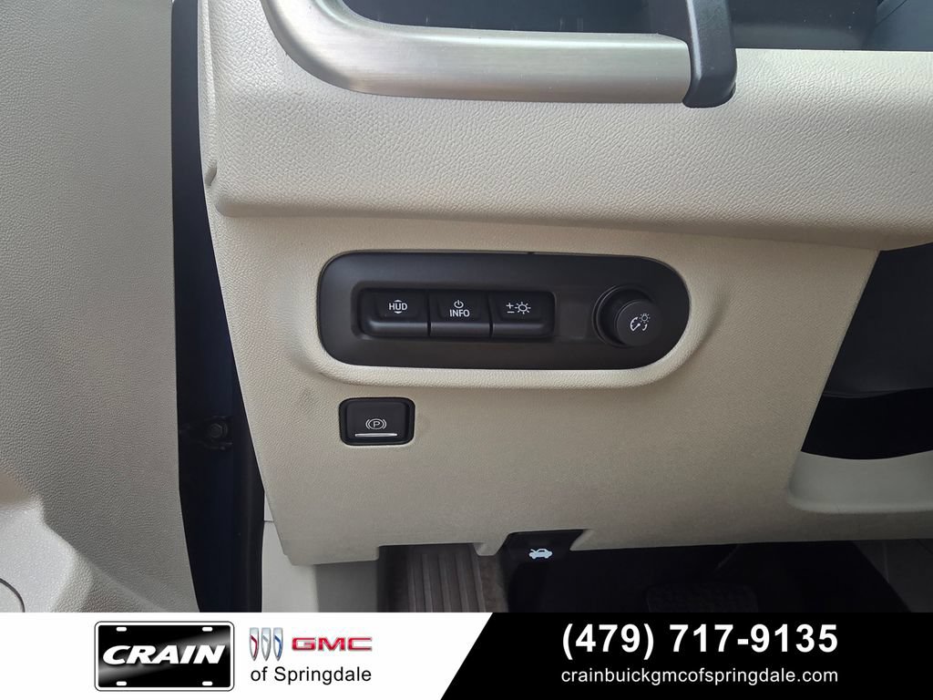 Used 2024 GMC Terrain Denali w/ Denali Premium Package AWD/4WD image 13