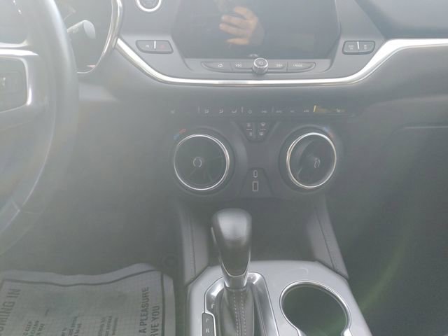 Used 2020 Chevrolet Blazer LT image 11