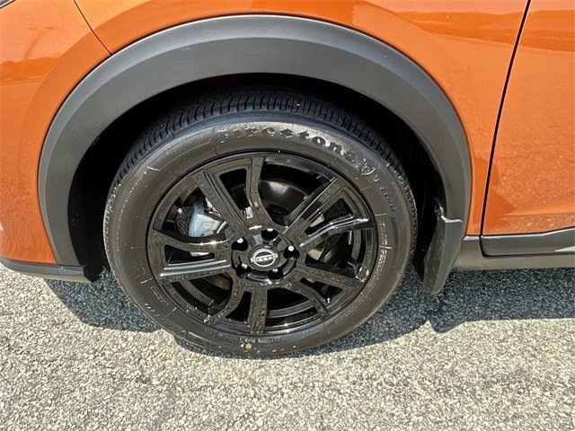 Certified 2024 Nissan Kicks SR w/ SR Premium Package image 10