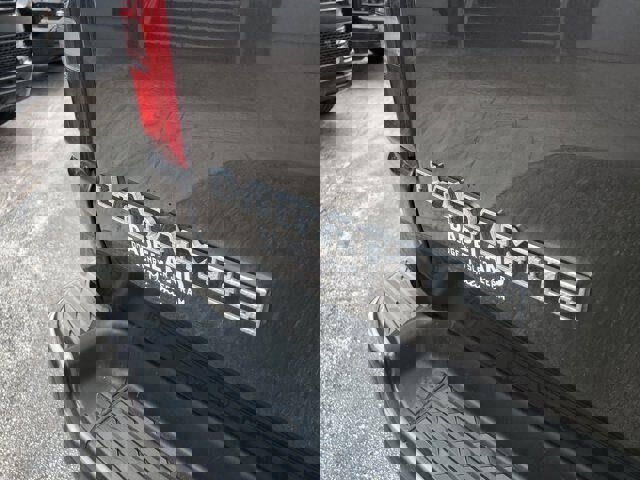 Certified 2023 RAM 1500 Laramie image 12