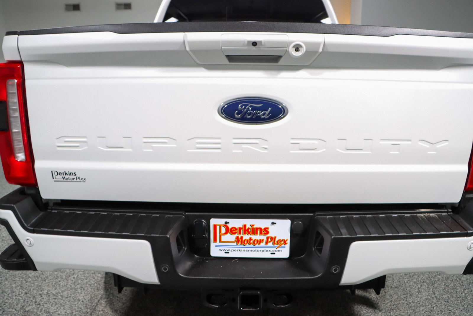 Used 2024 Ford F250 Lariat w/ Lariat Ultimate Package image 8