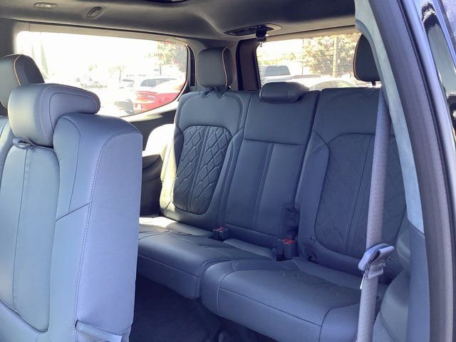 Used 2024 Jeep Grand Wagoneer Series III w/ Flexible Seating Group AWD/4WD image 29