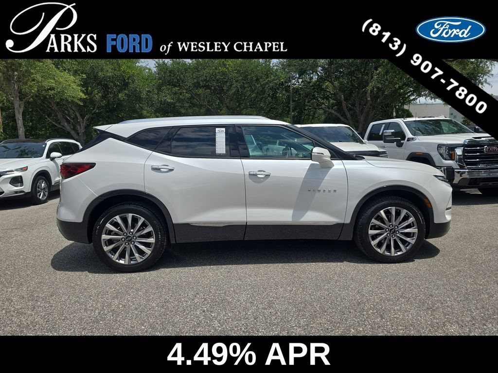 Used 2024 Chevrolet Blazer Premier w/ Enhanced Convenience Package FWD image 4