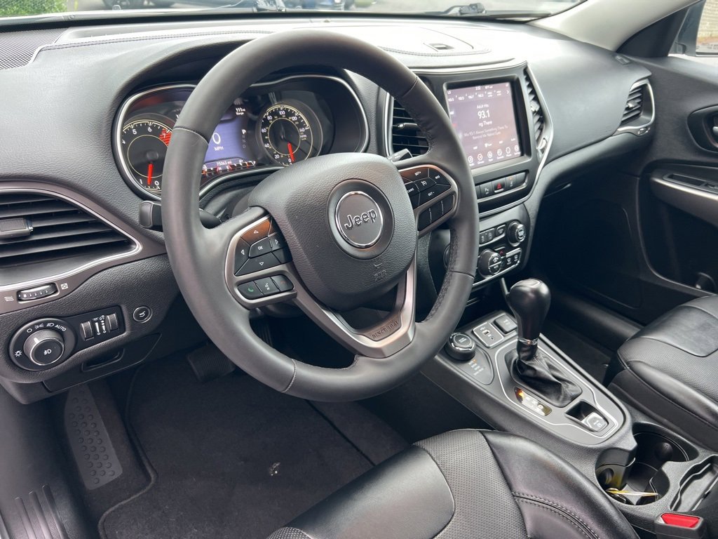 Used 2022 Jeep Cherokee Latitude Lux image 2