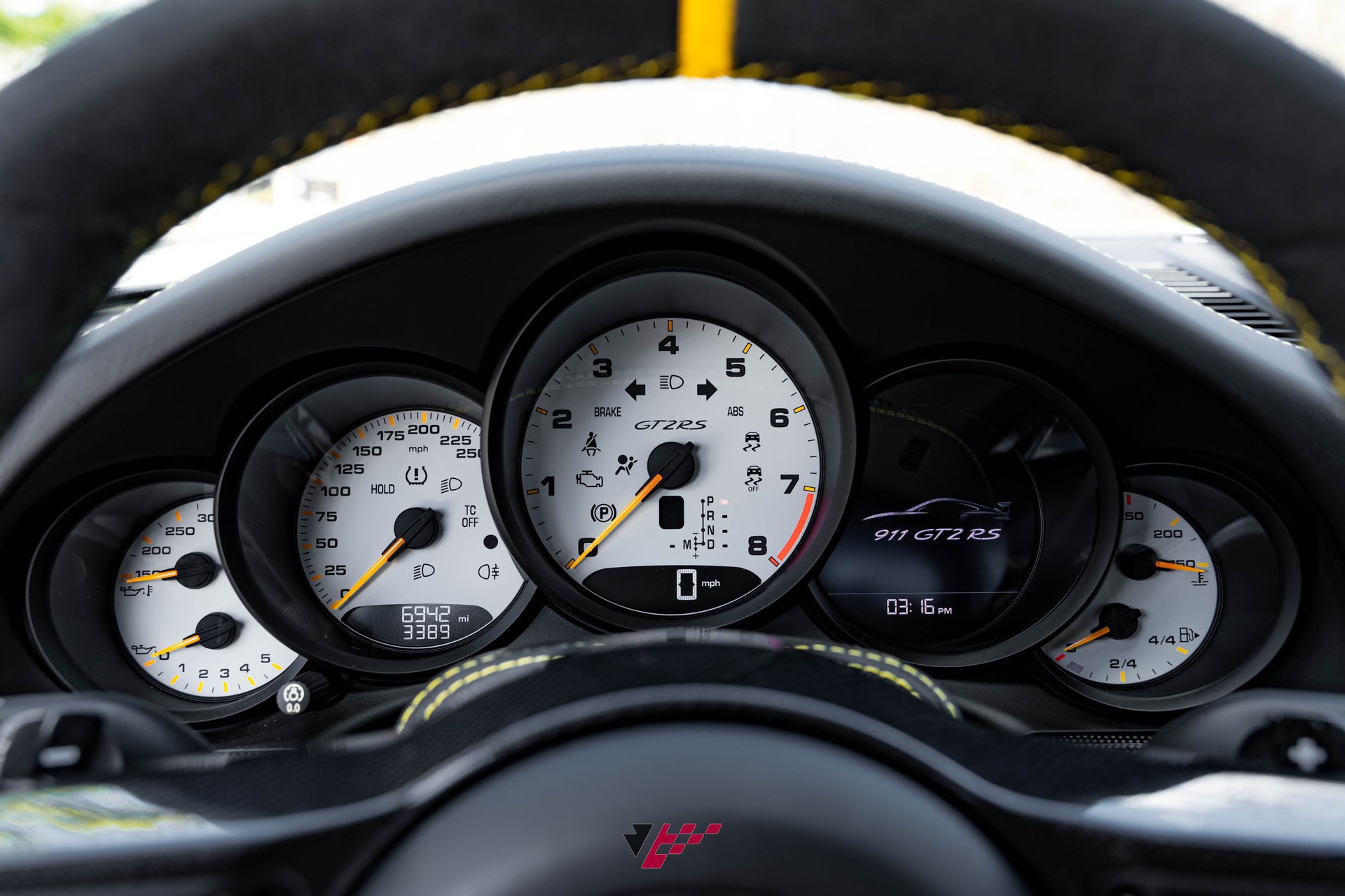 Used 2018 Porsche 911 GT2 RS image 19