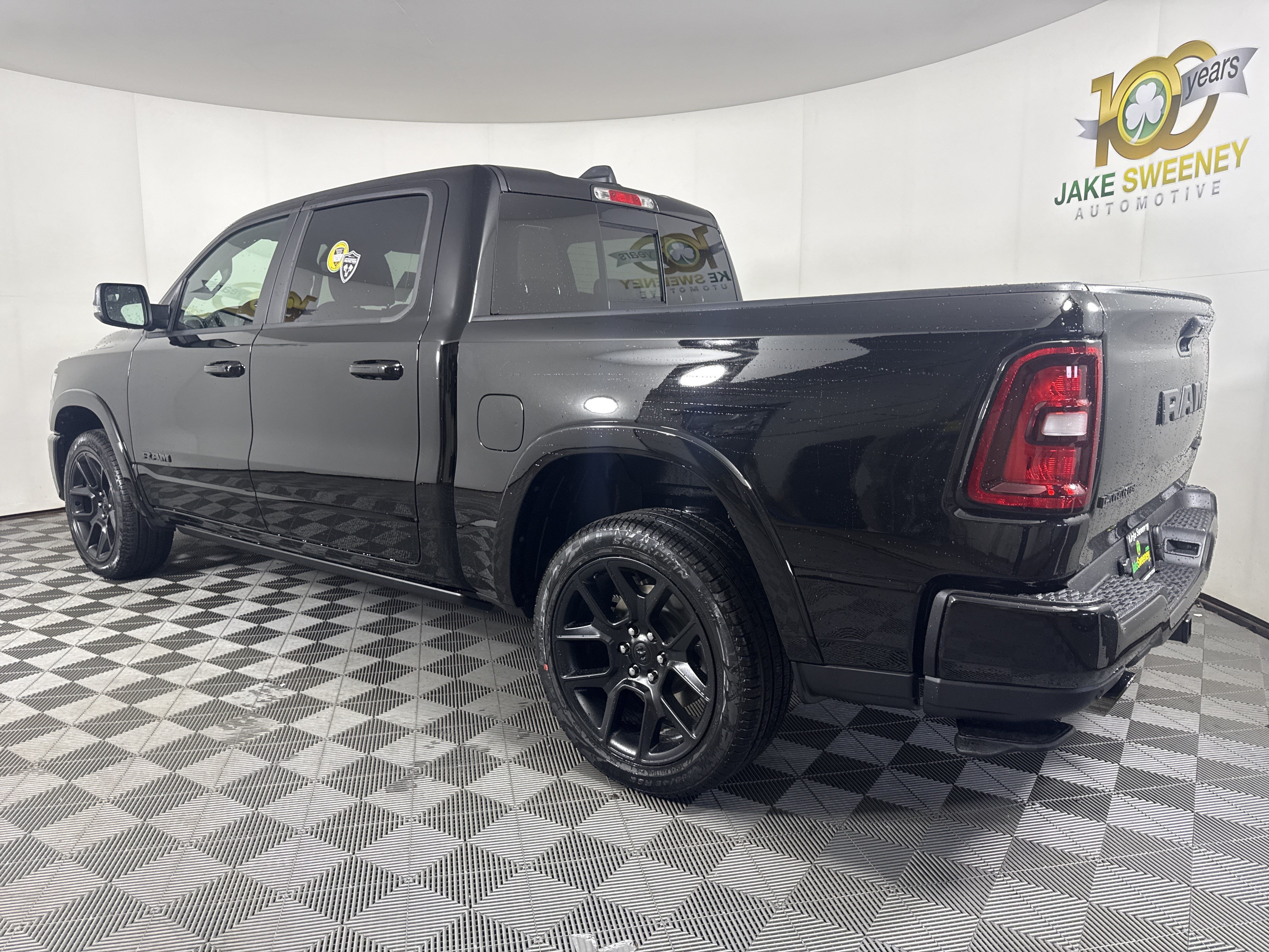 New 2027 RAM 1500 Laramie w/ Night Edition AWD/4WD image 6