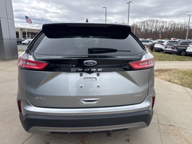 Used 2024 Ford Edge SEL AWD/4WD image 6