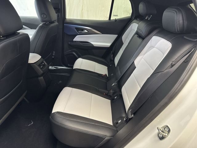 Certified 2025 Chevrolet Equinox EV LT FWD image 12