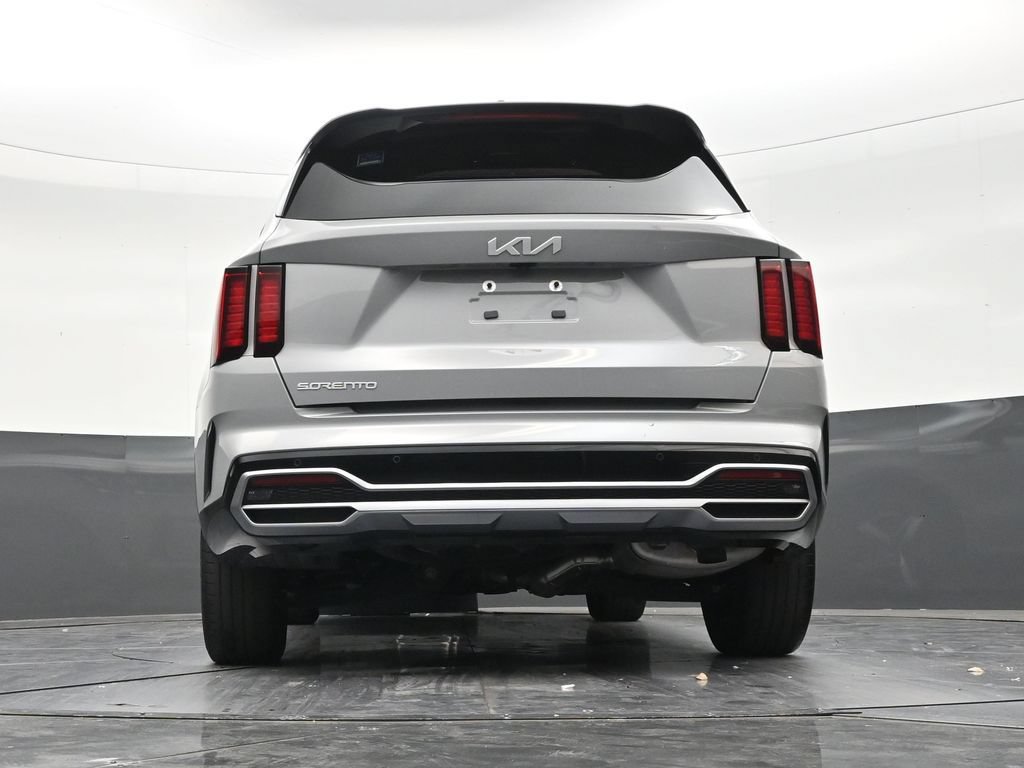 Used 2023 Kia Sorento EX w/ Panoramic Sunroof Package FWD image 24