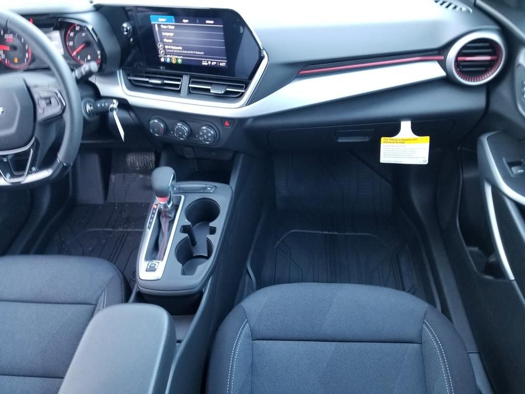New 2026 Chevrolet Trax RS image 22