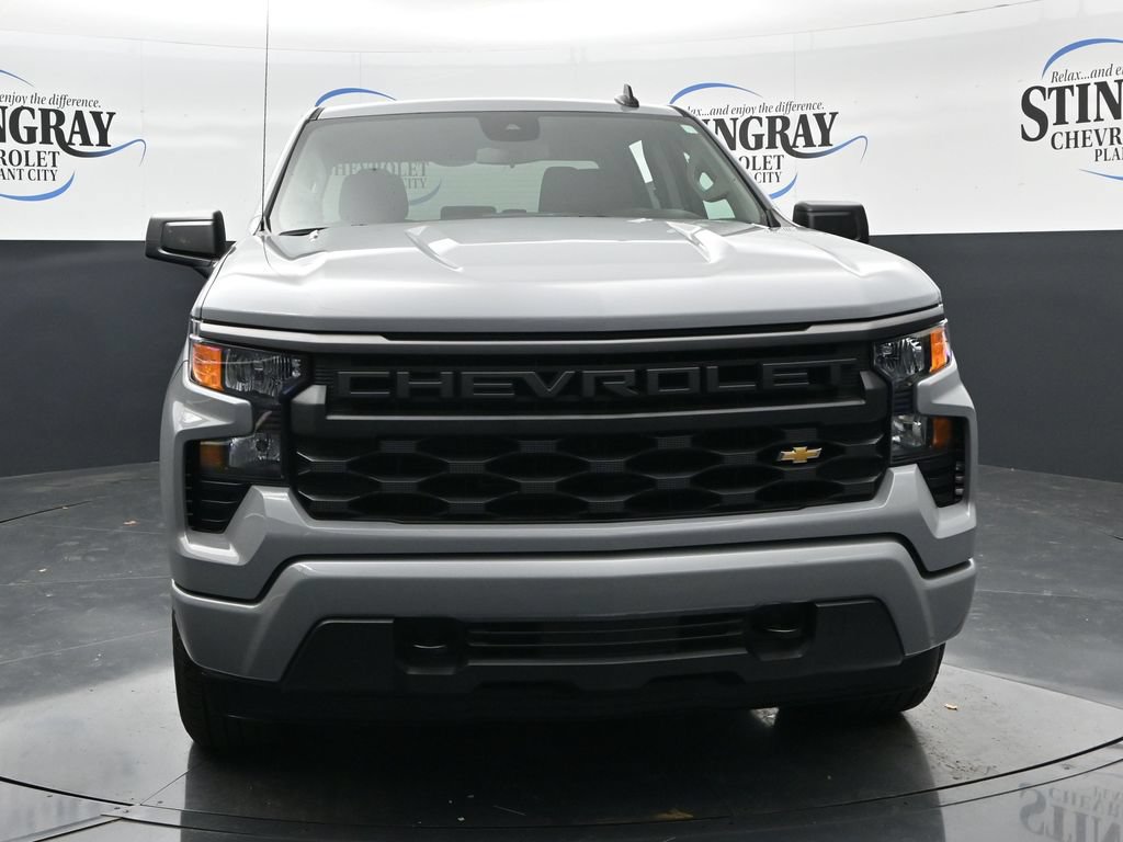 Certified 2025 Chevrolet Silverado 1500 Custom RWD image 2
