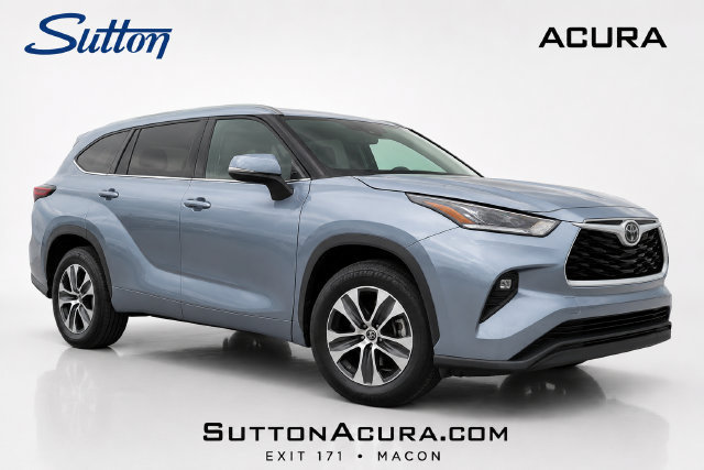 Used 2023 Toyota Highlander XLE FWD image 26