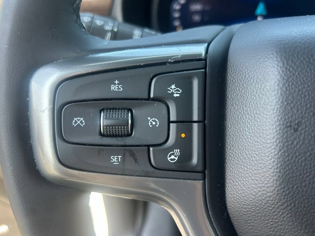 Certified 2023 Chevrolet Tahoe Premier AWD/4WD image 16