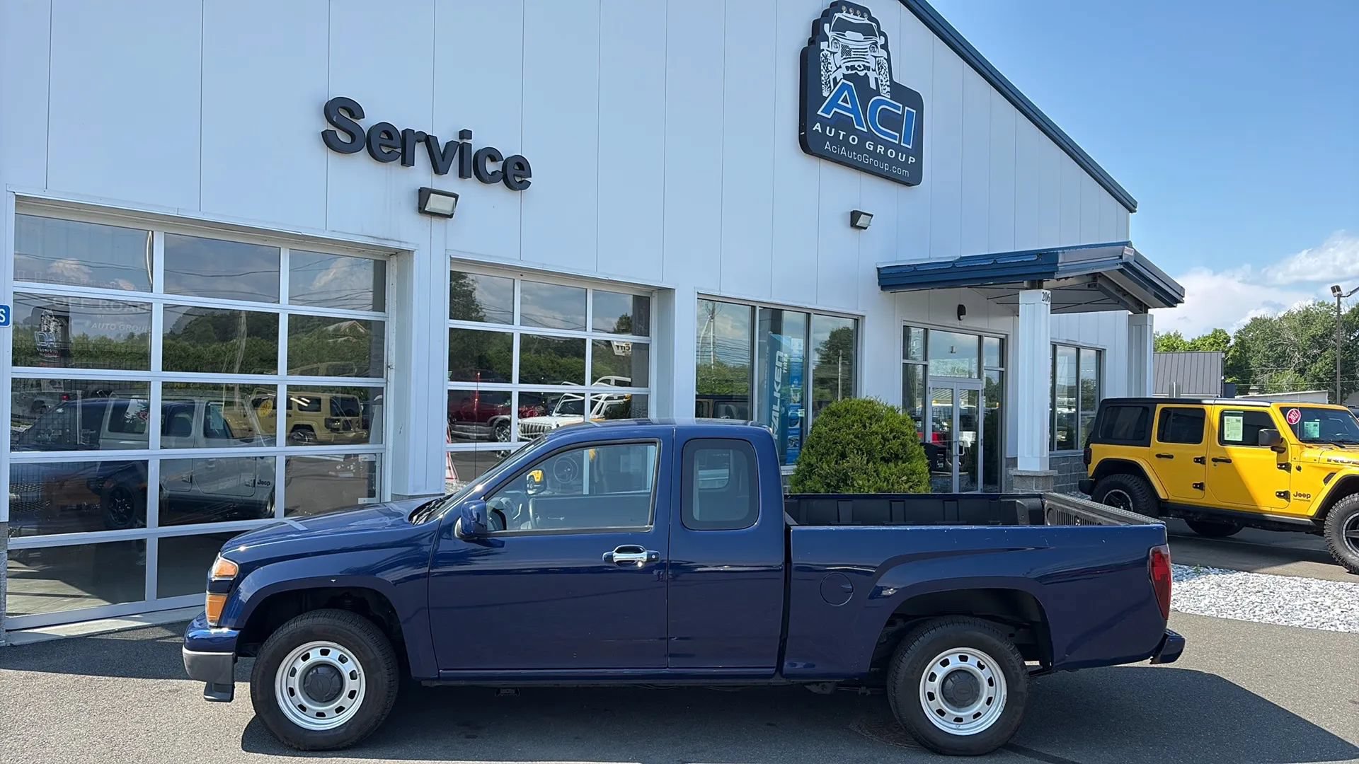 Used 2012 Chevrolet Colorado W/T RWD image 1