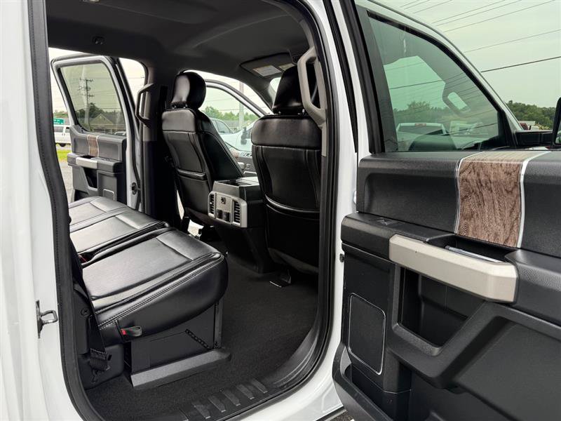 Used 2019 Ford F250 Lariat w/ Lariat Value Package AWD/4WD image 15