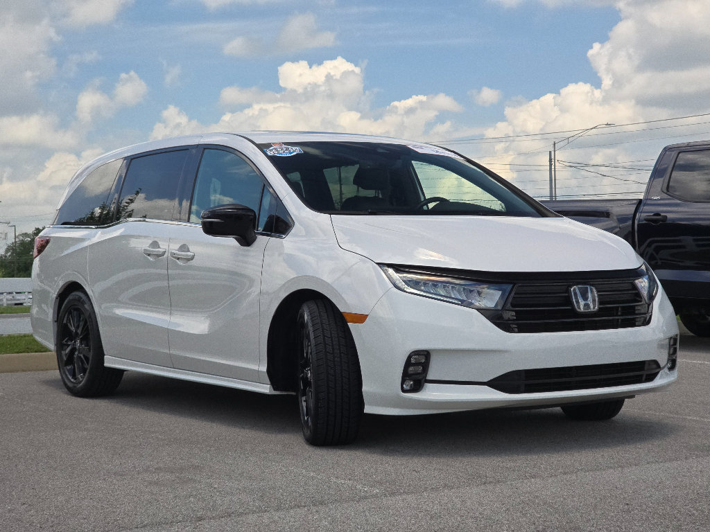 Used 2023 Honda Odyssey Sport image 6