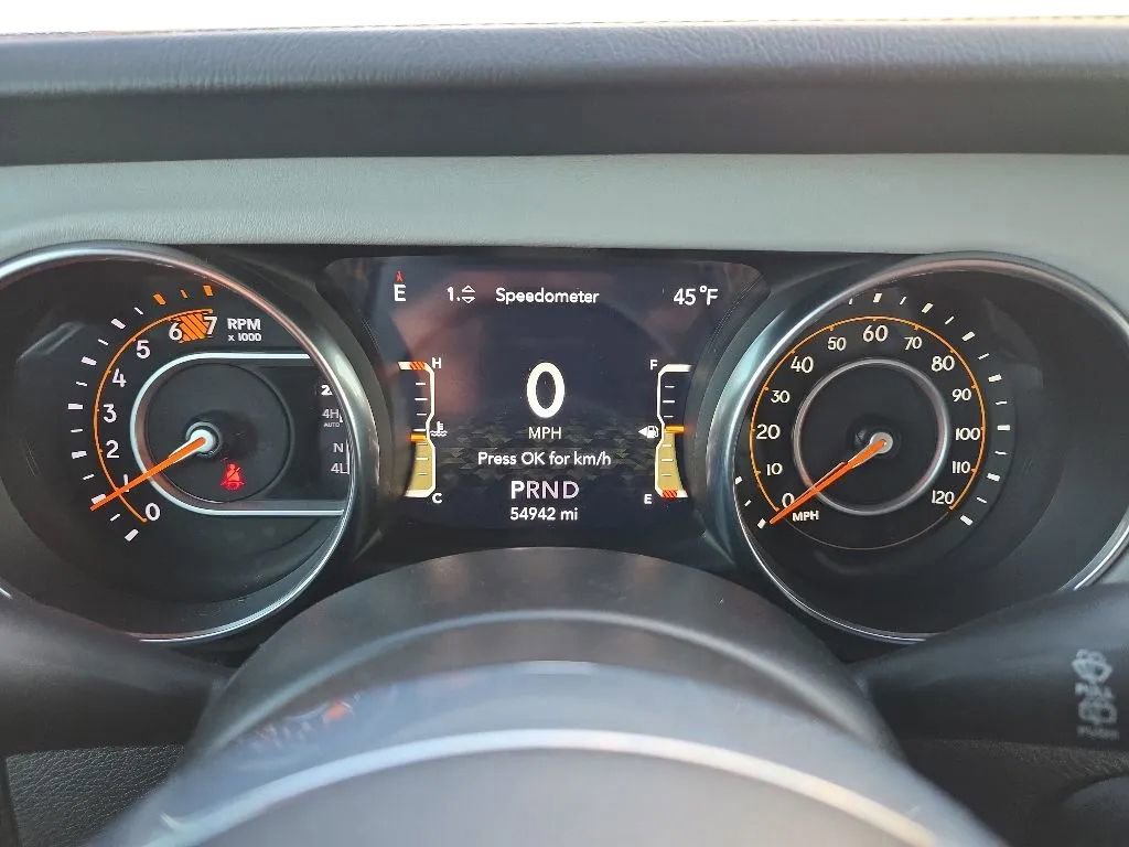 Used 2021 Jeep Wrangler Unlimited Sahara AWD/4WD image 22