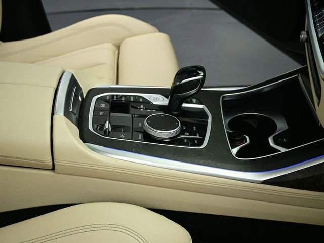 Used 2021 BMW X7 xDrive40i w/ Premium Package image 64