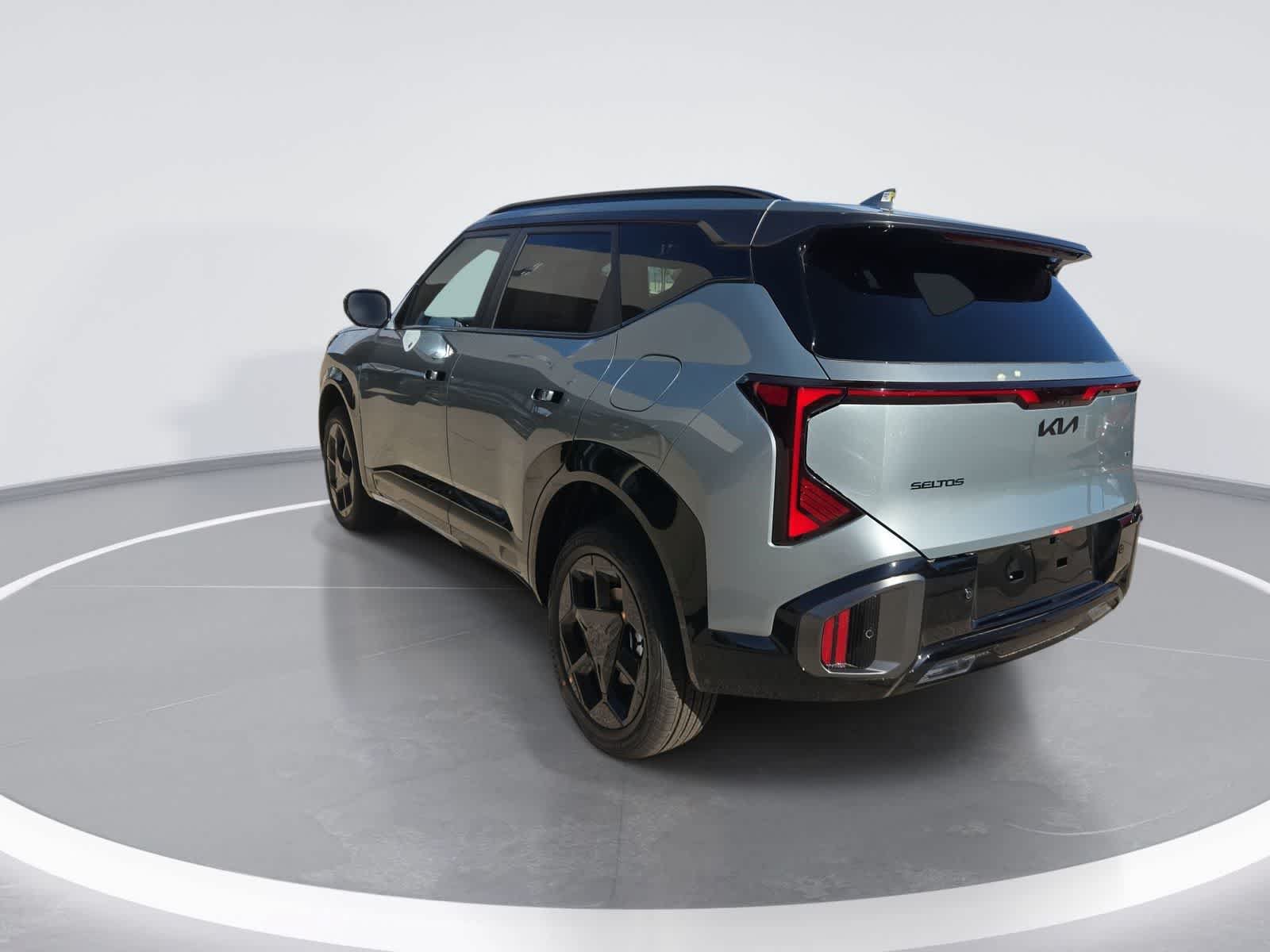 New 2027 Kia Seltos X-Line S w/ X-Line S Premium Package AWD/4WD image 6