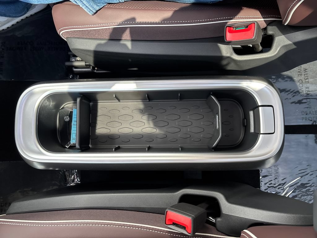 New 2025 Volkswagen ID. Buzz Pro S Plus AWD/4WD image 22