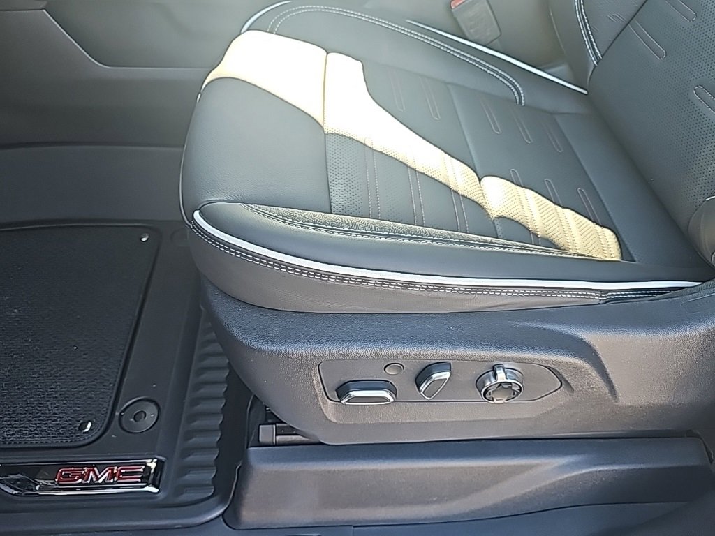 New 2026 GMC Sierra 1500 AT4X image 11