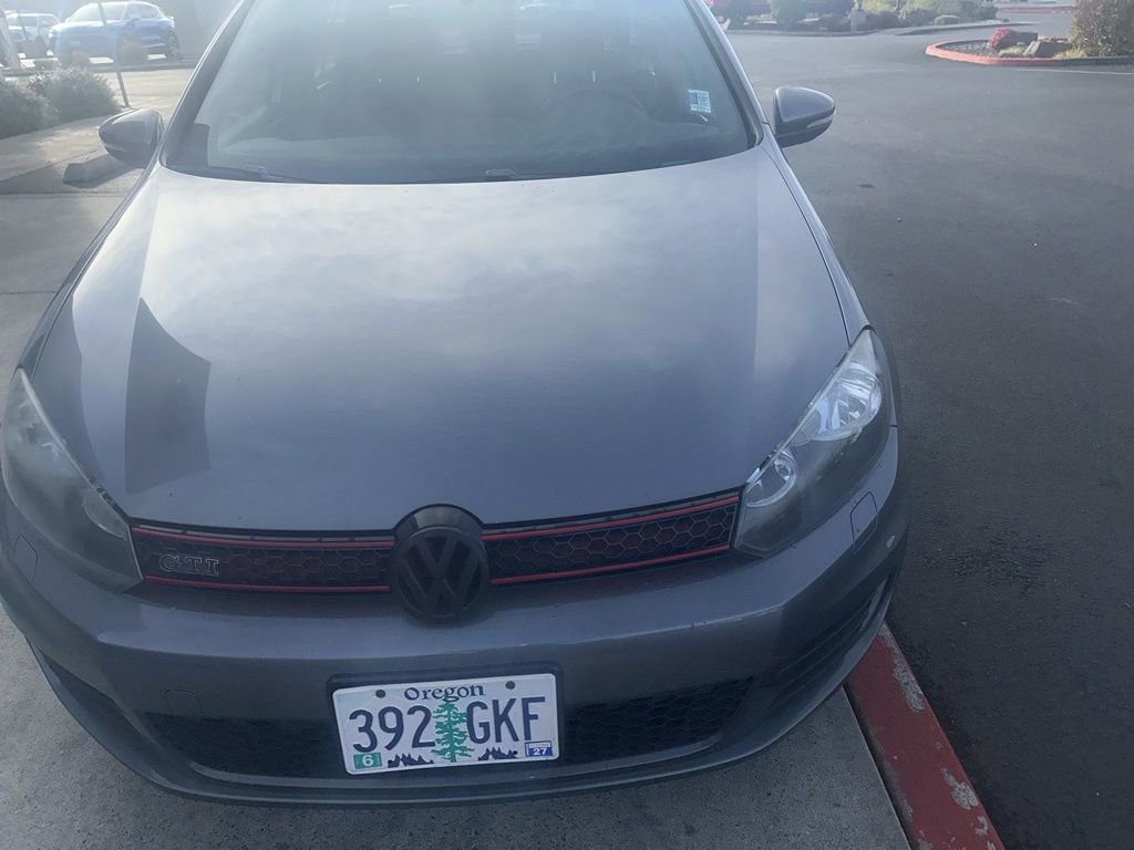 Used 2012 Volkswagen Golf 4-Door image 7